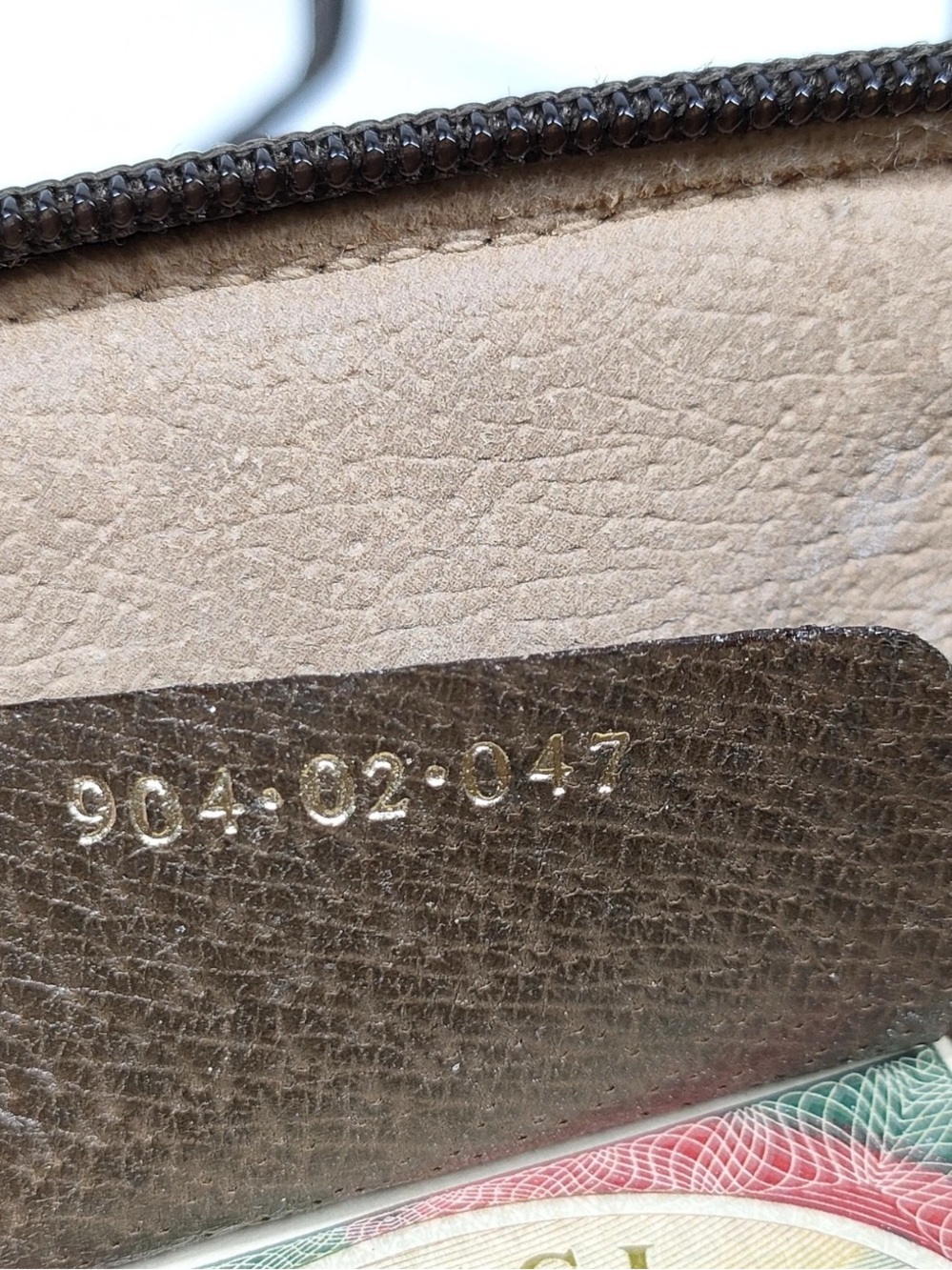 Vintage GUCCI Accessory Collection GG Supreme Crossbody Bag Brown Coated Canvas - Picture 4 of 10